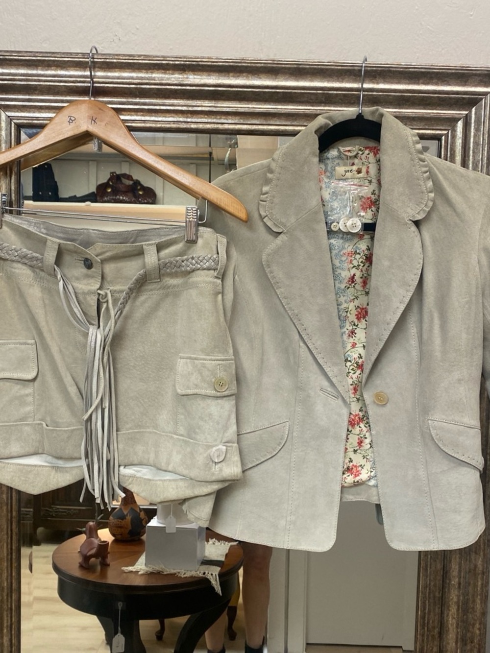 Vintage sage green suede jacket and shorts set. Size S.